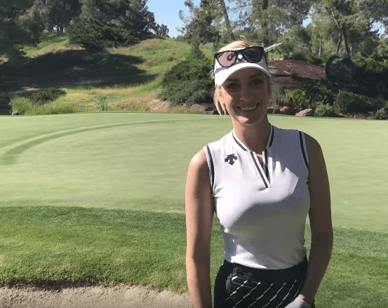 New Vlog: Playing with Paige Spiranac - Short Game