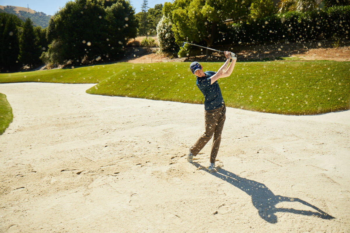 4 Golf Tips to Hit Better Bunker Shots